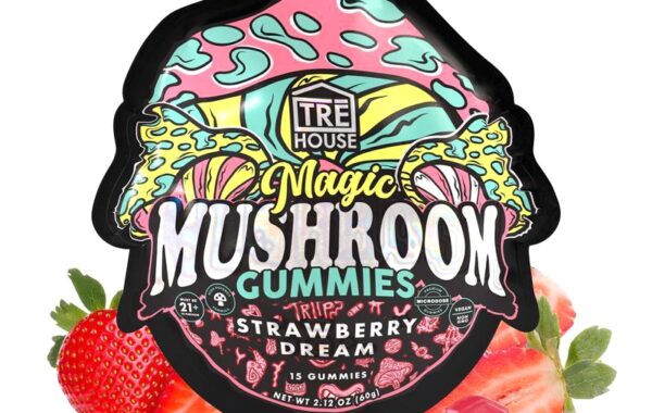 Tre House Magic Gummies Strawberry Dream 15ct | LiftoffSmoke Tre House Magic Gummies – Strawberry Dream flavor in a 15-count pack for wellness and clarity.