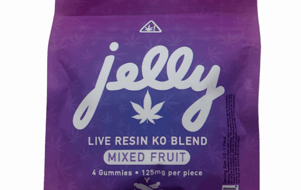 A 4-count sample of Jelly's KO Blend live resin gummies in Blue Razz and Watermelon – only at LiftoffSmoke.
