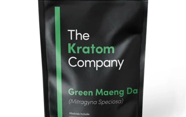 Premium lab-tested Green Maeng Da kratom powder in an 8oz pouch — all-natural green vein, only at LiftoffSmoke.